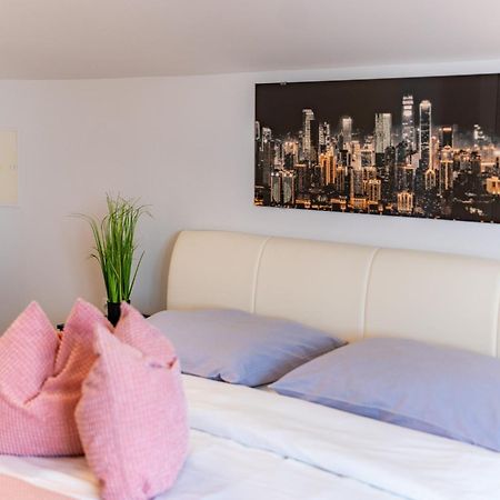 Apartman Petra S Pogledom Na More Banjol Exteriér fotografie