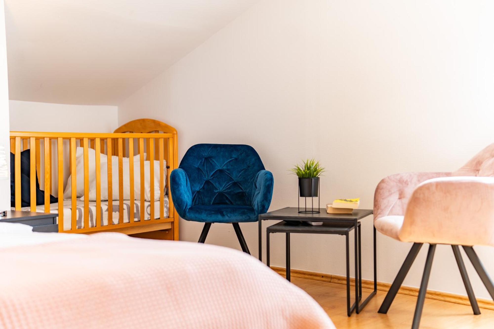 Apartman Petra S Pogledom Na More Banjol Exteriér fotografie
